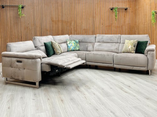 Furniture village moet - village, large