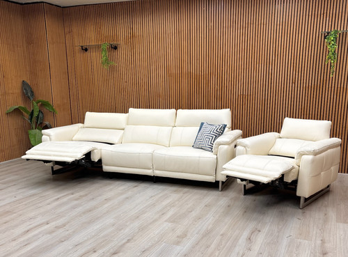 Furniture village moet 4 - ‘moet’,