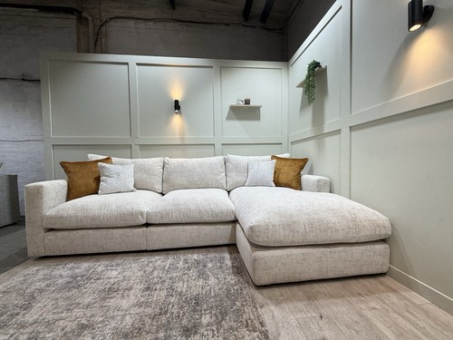 Oak furnitureland malvern - furnitureland,